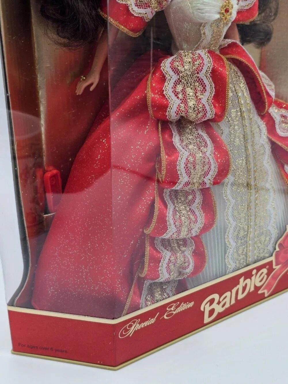 Barbie Holiday 1997 Christmas Happy Holidays Barbie Doll Mattel Special Edition
